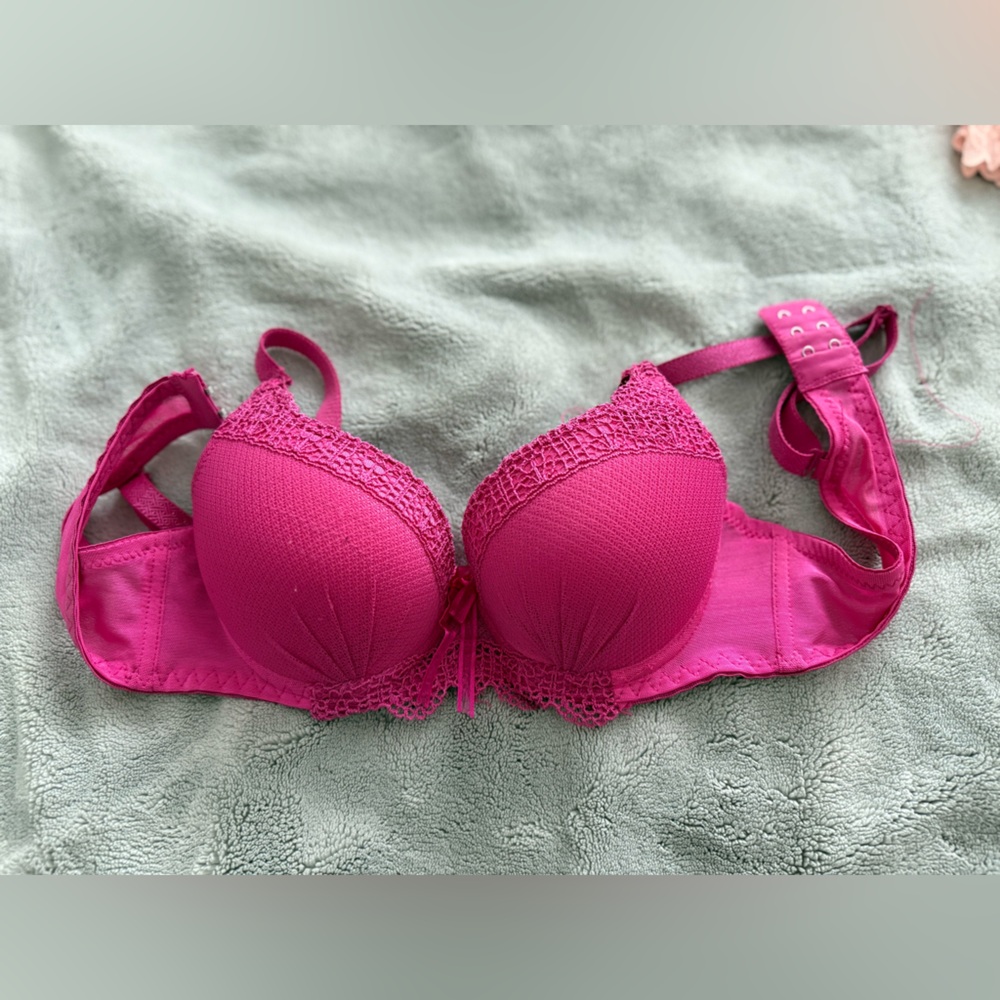 pink padded push up bra 🩷 32A